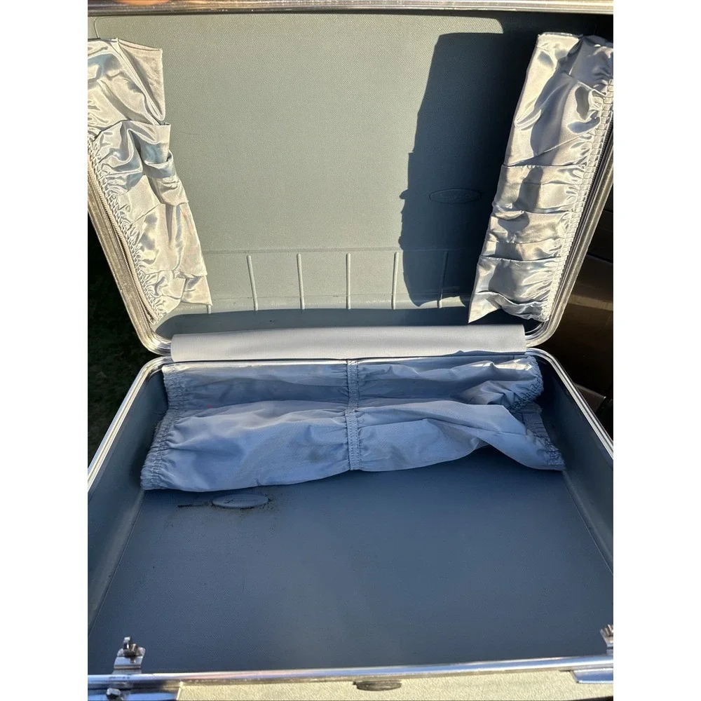 N/A vintage blue